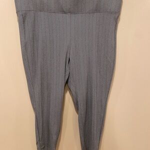 Torrid Size 3 Pull-On Taper Ankle Dress Pants